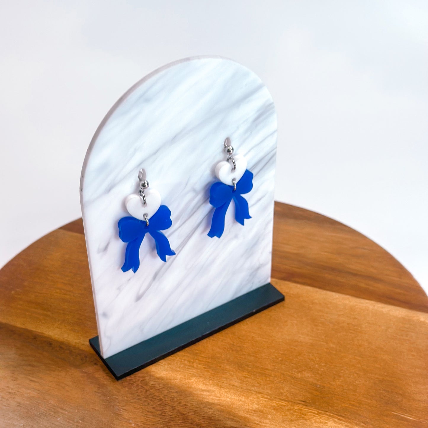 White/Royal Blue - Heart Bow SS Dangles