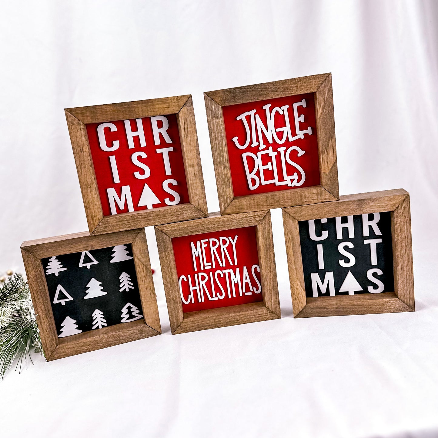 CHRISTMAS (Red) - 6" Square Sign