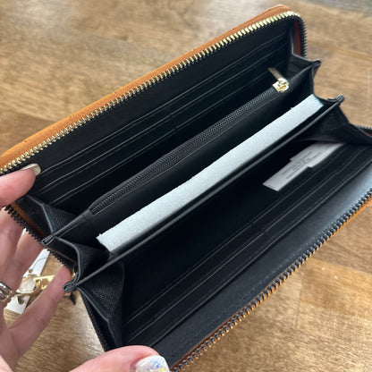 Zippered Wallet - Camel