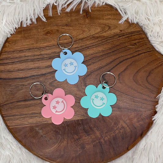 Star Eyes - Smiley Face Daisy Keychain